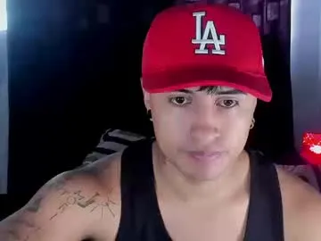 boy_nauthy — Let's play a little I feel so naughty today [1000 tokens left] #muscle #bigcock #new #lovense #boy