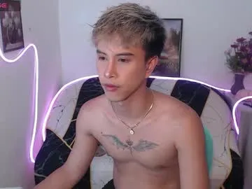 bryan_________ — Cum with me !! every tokens is appreciated  #asian #new #master #slave #femboy [999 tokens remaining]