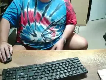 bucku2 — Bucku2's room #chubby #daddy #smallckck #bigcock  #feet please tip if you like to see more!