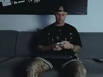calvinhunt69 — TIps got my attention #feet #findom #lovense #smoke #c2c - Multi-Goal :  surprise #OhMiBod