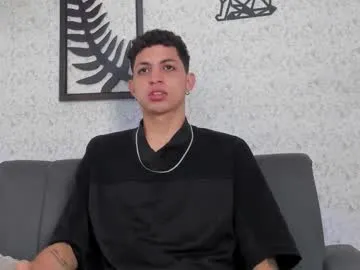 cameron_lux4 — HELLO, WELCOME, !SHOW CUM! #18 #twink #latino  #young #findom [1700 tokens remaining]