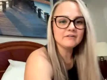 candicewlahna — Freechat on Chaturbate