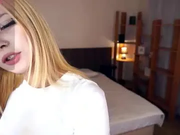 carolynnfernandez — Lik and bite my tasty lips [33 tokens remaining] Hello guys!Im Monica! Im #18 years old and #new here.Im also #shy #teen #cute