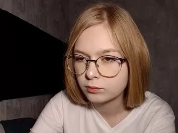 chanelledroz — Goal:Spin around, show my outfit <: My name is Lia #new , new experience to me, hope it turns out well :3  #skinny #young #18 #shy [25 tokens remaining]