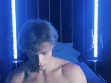 chase_muscular — GOAL: Sexy Dance [722 tokens remaining] Welcome to my room! #18 #new #muscle #young #feet