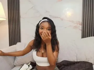 chataleya_rosse — Oil in my tits [50 tokens left] #ebony #milk #bigass #pregnant #bigtits