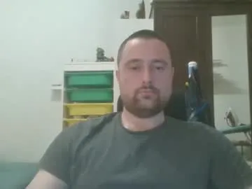 cheguevara2323 — Freechat on Chaturbate