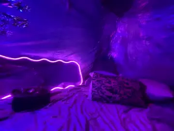 cherrieamaretto — So horny & bored  #smoke #latina #party #squirt