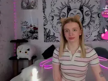 cherry_yamm — make me happy #new #student #18 #lovense #shy [4424 tokens remaining]