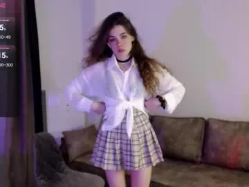 cherrywavesss — Welcome to my room! - Goal: Slowly lift my top and tease tummy [55tk each Goal] #teen #new #18 #natural #shy