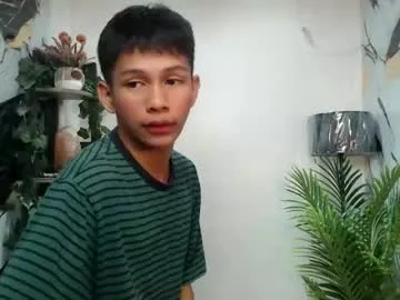 chick_renz — Make pleasure for being new here need your appriciation to make explode big cum for you #new #18 #asian #twink #cum #pvt [900 tokens remaining]