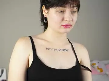 christinlaurie — You'll Never Walk Alone :) Goal: Flash my sexy bra ^^    #18 #teen #brunette #smalltits #shy [67 tokens remaining]