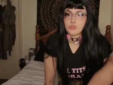 classstrugglecutie — Freechat on Chaturbate