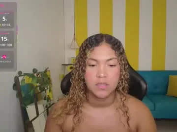 cristal_war — GOAL: show tit +  oil [55 tokens remaining] Welcome to my room! #lovense #bigass #anal #squirt