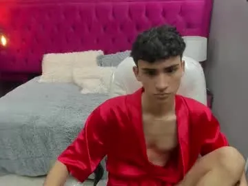 cristalangel9 — Show masturbacin!! #18 #new #twink #showsexy #bigcock #femboy # [0 tokens remaining]