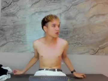 cristhian_cody — Hey is my first day here, we will have a great time / #bigcock #cum #new #twink #18 [199 tokens remaining]