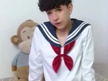 cuddly_twinkie — GOAL: OMGGGG SHOW CUM Hi, I'm #new here, follow me and support me #twink #18 #femboy #ass