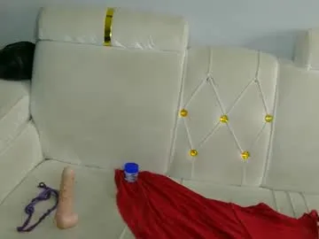 curvyebony1 — #deepthroat #lesbian #assclap #ebony #bdsm #fetish #bigass #squirt #lesbian #lovense #pvt #anal #get naked [999 tokens remaining]