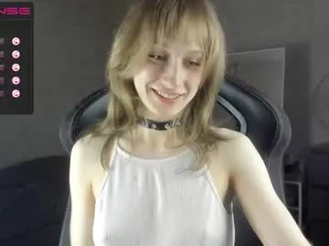 cyyberwhore — Licking a sexy lollipop [110 tokens left] #18 #new #teen #young #natural