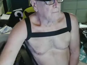 daddyass4u2breed — Freechat on Chaturbate