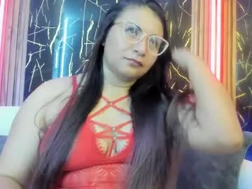 dahlia_vera23_aws — Welcome to my room , make me wet with the sound of you tips - Multi Goal: You choice [222tk each Goal] #milf #mature #latina #bigass #smalltits