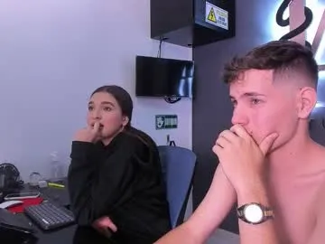 danny_and_lara — GOAL: SHOW SQUIRT LARA [300 tokens remaining] Welcome to my room! #cum #young #latina #deepthroat #squirt