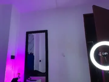 dante_aran — GOAL: Sexy Dance [55 tokens remaining] Welcome to my room! #new #hot #flirty #cum #young