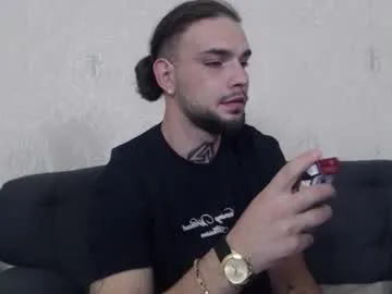 danyelcarter — tshirt off [50 tokens left] #bigcock #cum #tattoo #smoke #feet