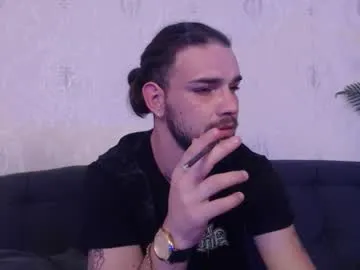 danyelcarter — t shirst off [50 tokens left] #bigcock #cum #new #smoke #feet