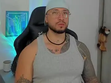dave_max93 — NAKED [0 tokens left] #cum #lovense #bigass #muscle #bigcock