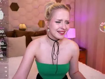 deardolly — flash pussy || Hi! I'm Dolly #young #18 #blonde with natural #bigass and yes i can  #squirt [75 tokens remaining]