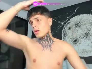 declan_fox — Come look at my #muscle loves my #bigcock and sucks every drop of my #cum because today I'm your #master  [888 tokens remaining]