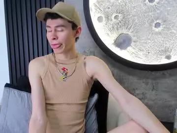 deivid_oficial20 — GOAL: Great  show cum  [772 tokens remaining] Welcome to my room and happy day of love and friendship for all of you  #femboy #latino #young #bigcock #lovense