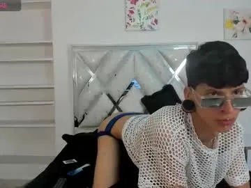 demianfun — full naked and fuck my ass [777 tokens remaining]