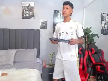 denis_carpenter — GOAL: off your short [3 tokens remaining] Welcome to my soccer game love :) #bbc #18 #new #young #cum #latino