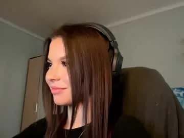 dennahesselschward — Goal: Show my smile   #New #18 #shy #young #cute [0 tokens remaining]