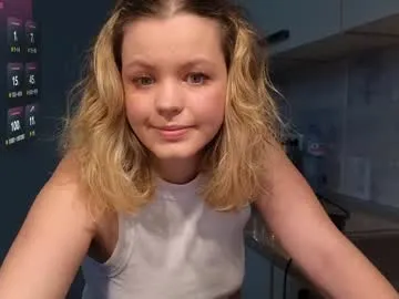 dianaholiday — boobs [339 tokens remaining]
