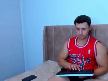 dilan_coy —  CUM for you  #master #uncut #bigcock #muscle #slave [1810 tokens remaining]