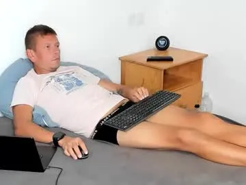 diveflo — Playing with dik [5000 tokens remaining]