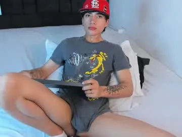 divine_thiagoo — Show cum!!  #cum #18 #femboy #latino [1500 tokens remaining]