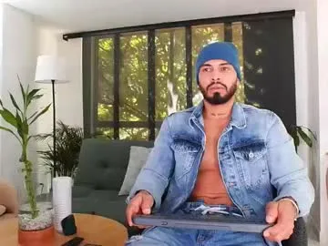 donn_cruz — Latino, with big cock ready to cum on your buttocks
