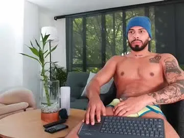 donn_cruz — Latino, with big cock ready to cum on your buttocks