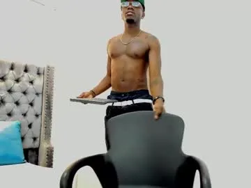 douglas_099 — cum show / #bbc #ebony #latina #cum #new [399 tokens remaining]