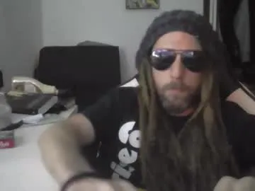 dreadfulparadise — Dreadfulparadise's room #chilling #chatting #comesayhey