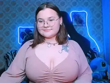 dreamforyoue2 — Play with me - Goal: dance a striptease [2215 tokens left] #tease #shy #nonude #dance #pvt