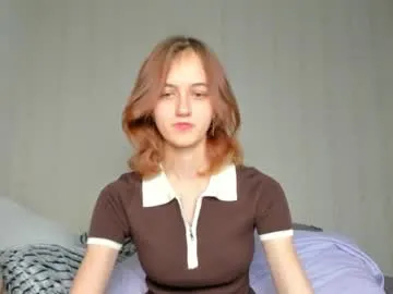 dreamy_pollyyy — Private on Chaturbate