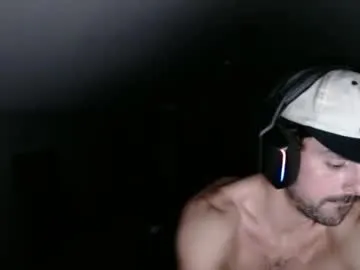edgemestraight — Freechat on Chaturbate