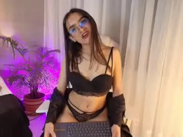 eimy_rosse18 — show tits [33 tokens left] #new #teen #squirt #bigass #fuckmachine