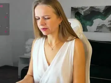 eliza_wilsoon — GOAL: Doggi with naked ass [200 tokens remaining] Try good luck with the wheelMy fav vibrations 22 111 222 #smalltits #mature #skinny #milf #lovense