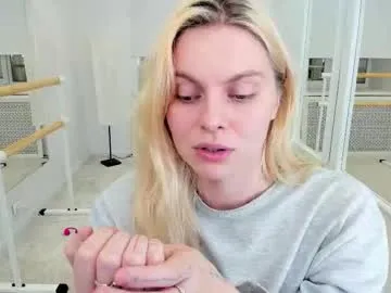elizabethmad — squirt  #naughty #18 #squirt #skinny #blonde [3999 tokens remaining]